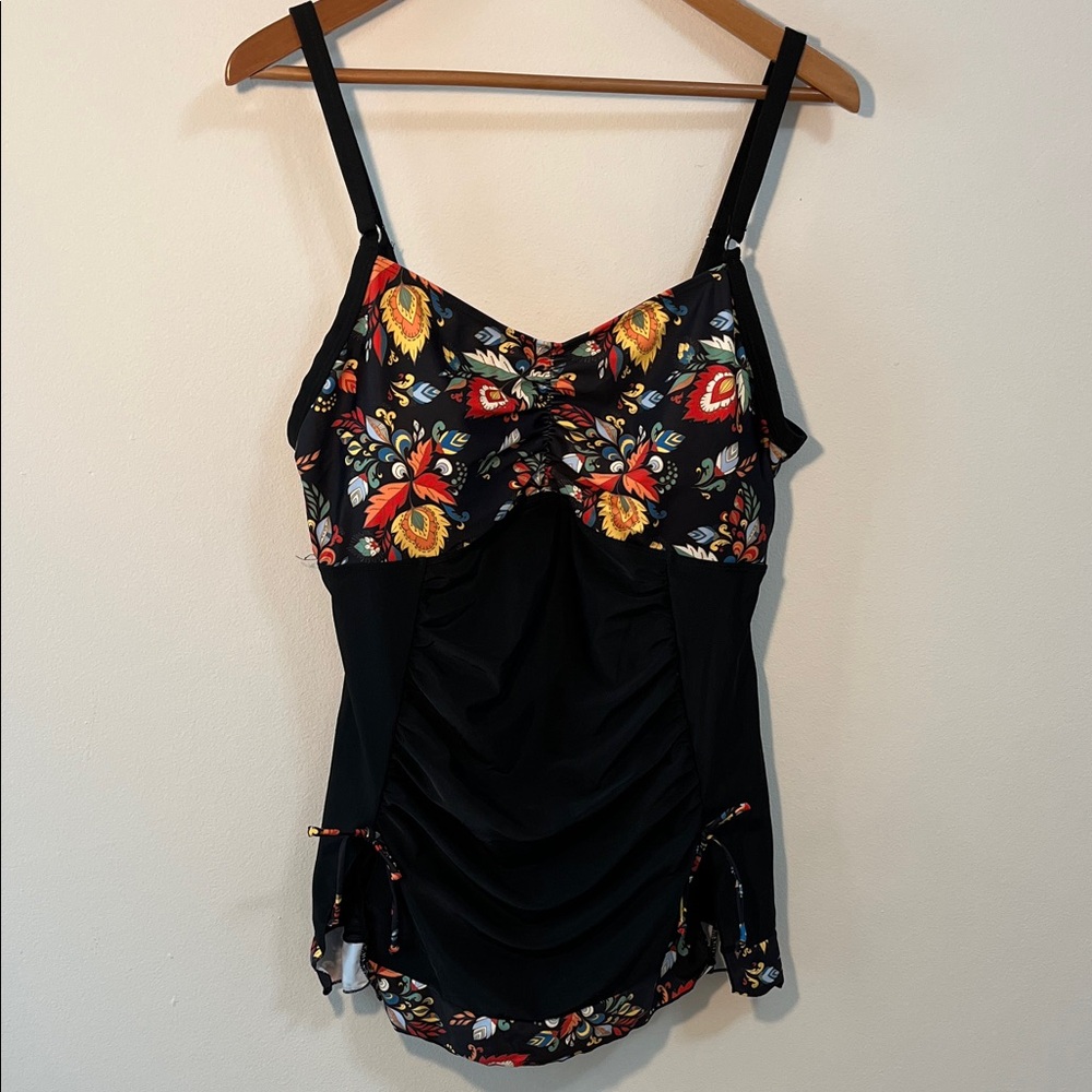 Colorful Floral Black Women's 2 piece Swimsuit Plus Size 2X Ruching Padding